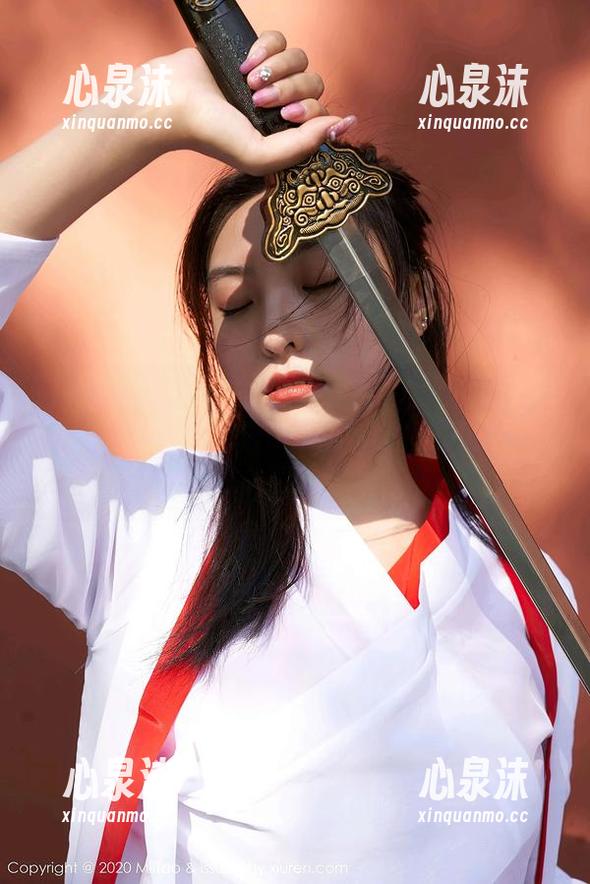 MiiTao蜜桃社 - 最新图集：桃乃香Tina带来网袜的无穷腔调，姿势满分，想不侧目都难。