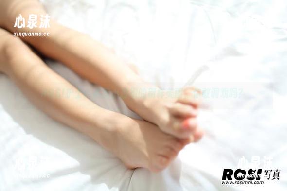 ROSI ROSI护士:私房小白袍的别样美图,你敢调戏吗?