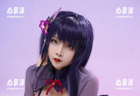 额，又是SayoMomo的图包，下载它吧，谁让我们都爱上虚拟主播的样子！