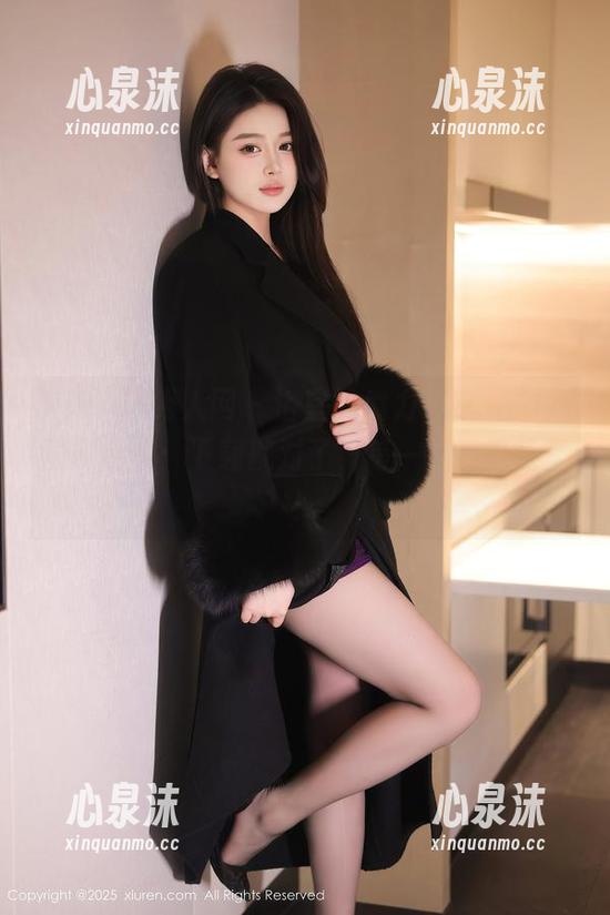 Xiuren秀人网 - 浴室的魔力，Laura苏雨彤全集：下载就对了，每一滴都是惊喜！