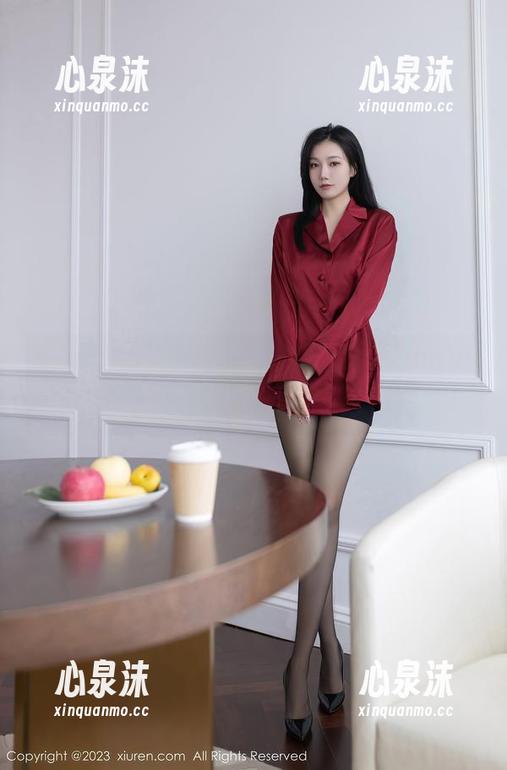 Xiuren秀人网-lingyu69 Xiuren秀人网 - 高清分享,透过lingyu69的白裙,我发现了穿衣新方式!