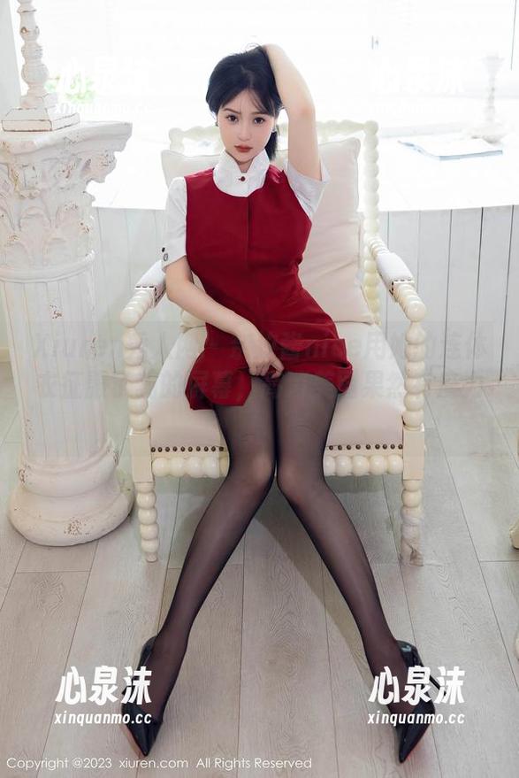 Xiuren秀人网-奈汐酱nice Xiuren秀人网 - 奈汐酱nice用她的连体衣征服了我的屏幕,高清美图果然有魔力!