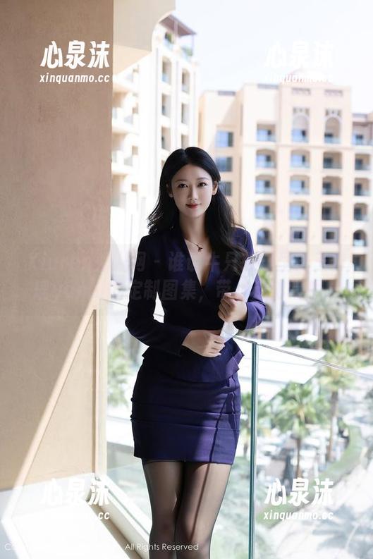 Xiuren秀人网 - 谁说牛只在田里？王馨瑶yanni的定制图集，带你走出常规。