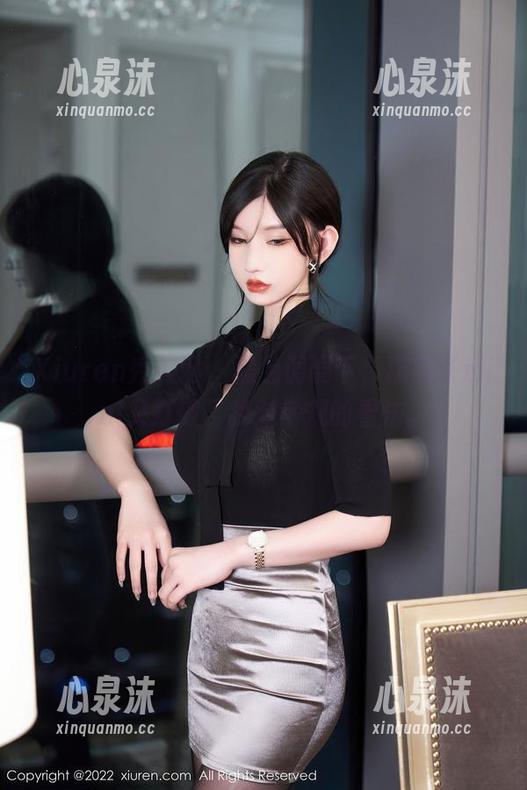 Xiuren秀人网 - 黑色调调下，糯美子mini又打破了我对常规的看法。