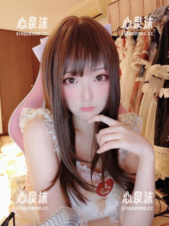Yuki亭 Yuki亭的白裙写真集更新,一场裙子与风的浪漫舞蹈,跳的极有可能不合拍哦!
