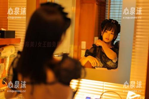 いくみ(育美)女王的免费图册，谁说女王只可远观，她近乎撩人！