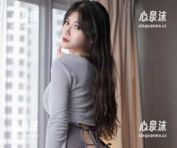 哇塞！一米八的大梨子白色私房原图，这是真文艺还是假作秀？