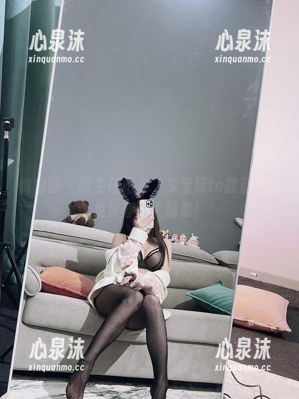 兔宝妮to 微密圈 - 班主任不在,兔宝妮to教室里的免费套图大解放!