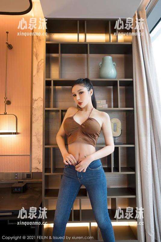 嗲囡囡-solo尹菲 嗲囡囡 - 泳装不单是身材秀,solo尹菲在线美图狠狠戳中你的想法!