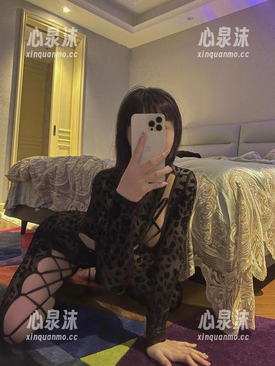 微密圈 - 在教室里的恍惚时光，宋昱欣作品带我溜达一圈