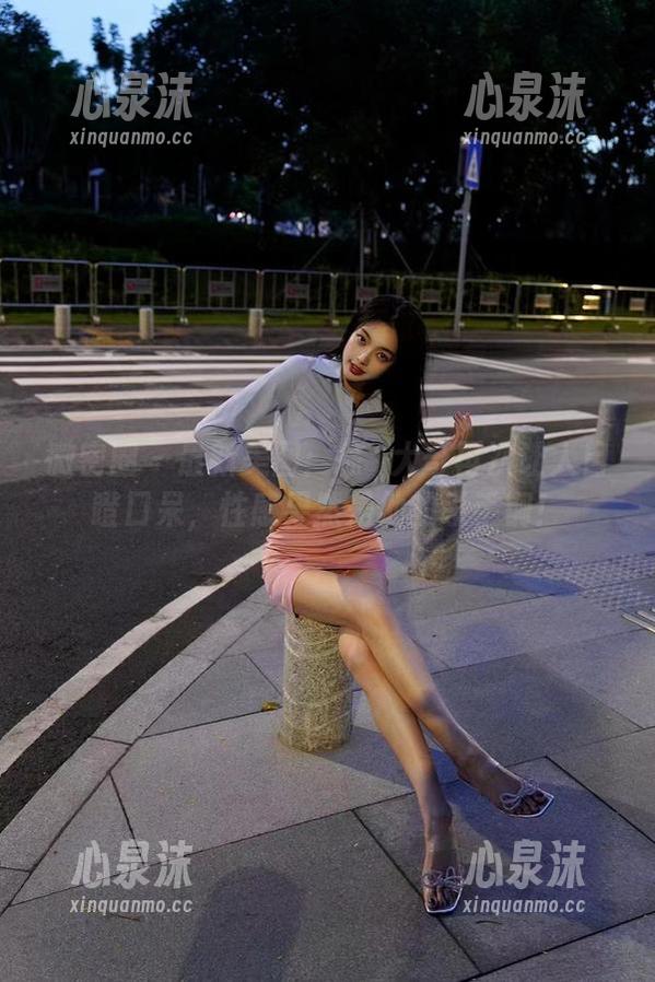 徐珺大哥 微密圈 - 最新美图:徐珺大哥再次让人目瞪口呆,性感果然是他的杀手锏!