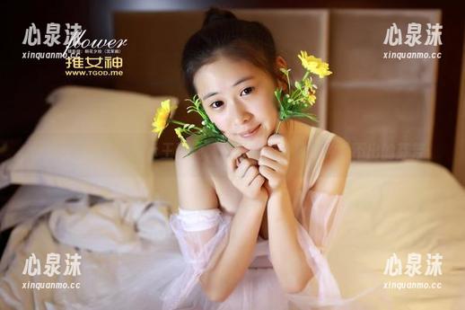 推女神-王语纯 推女神 - 照片展示王语纯,光影中的丝袜有种说不出的芬芳