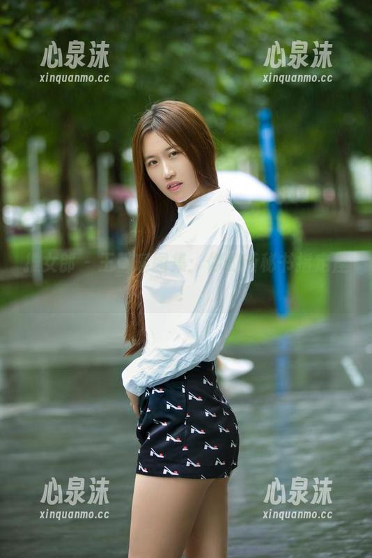 推女郎-王馨瑶 推女郎 - 王馨瑶图集:你的新秘书指定座!