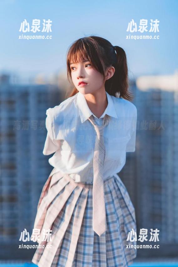 高清写真，桜桃喵把灵梦演绎得如此耐人寻味！