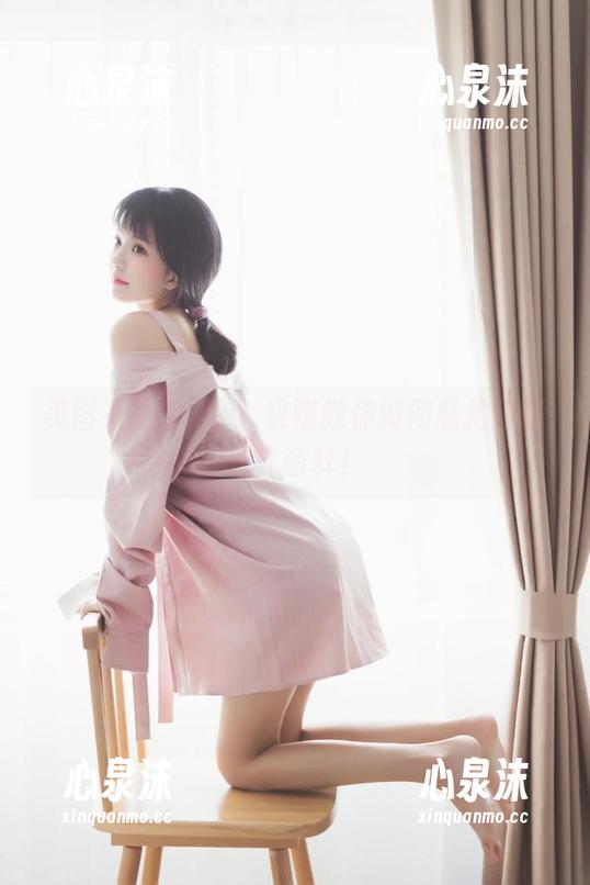 美图不止长腿，桜桃喵教你如何私拍加藤惠儿萌样！