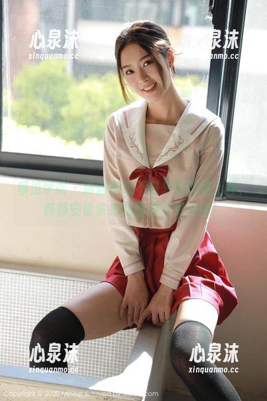 模范学院 - 瑜伽壁纸不是只能够墙上挂，韩静安说拿来做屏保也很不错！