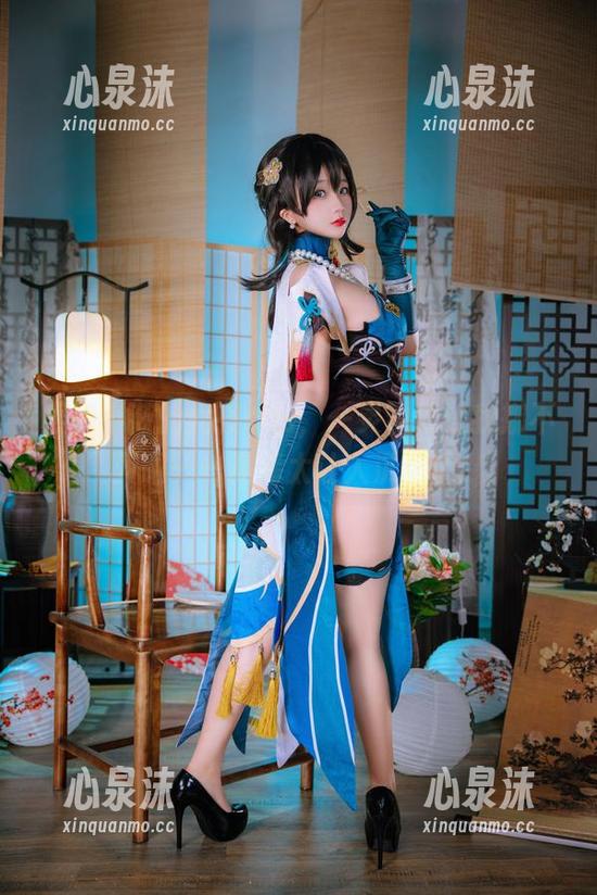 樱井小莜的女孩cos，一灵动就让我挪不开眼——高清太让人沉迷了！