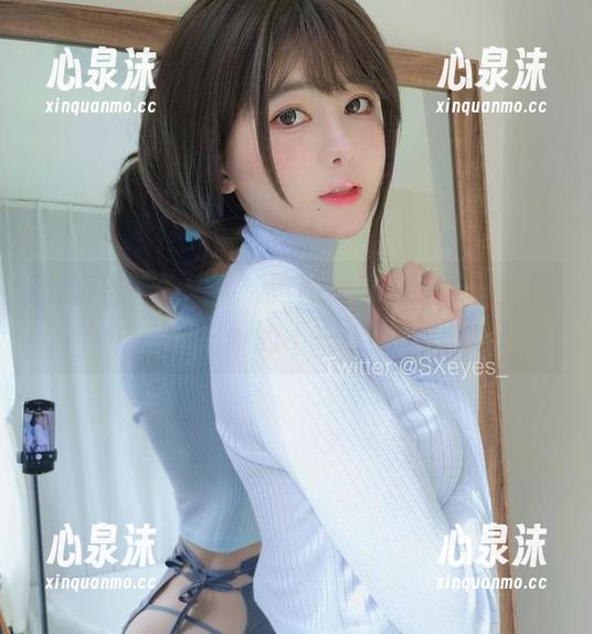 套装与高清碰撞，这照片展现了眼酱大魔王w的不一样？