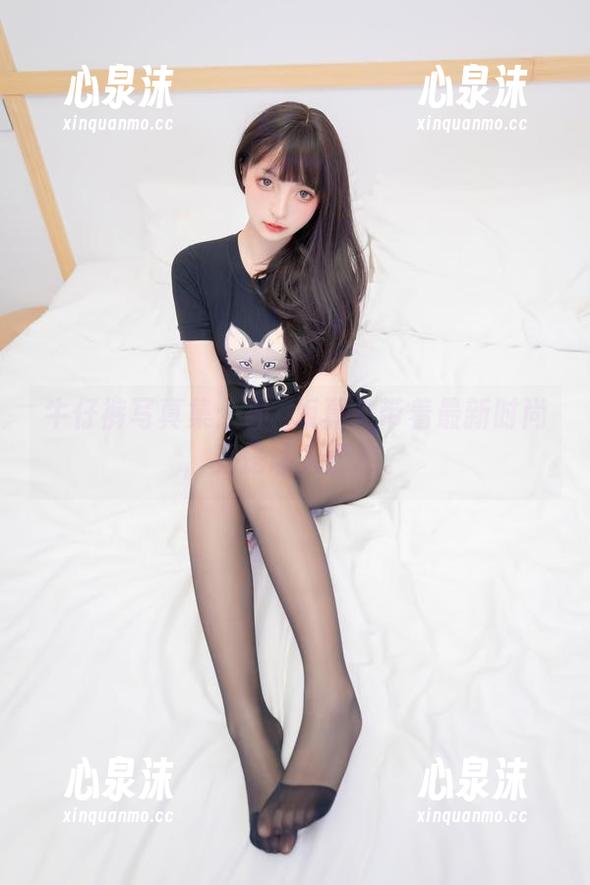神楽坂真冬 牛仔裤写真集:神楽坂真冬带着最新时尚,真是让人遐想。