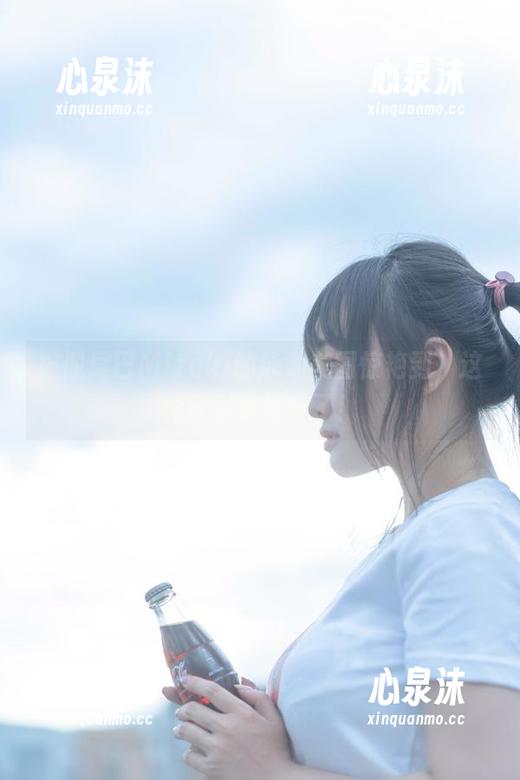 脱尾巴Mizuki 被脱尾巴Mizuki的泳池美图惊艳到,这种分享太过分了!
