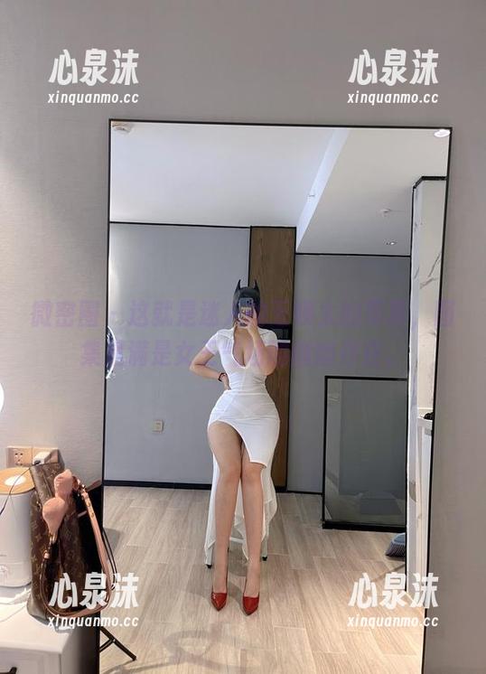 迷人的五姨太 微密圈 - 这就是迷人的五姨太的写真,图集里满是女王气场的幽幽存在。