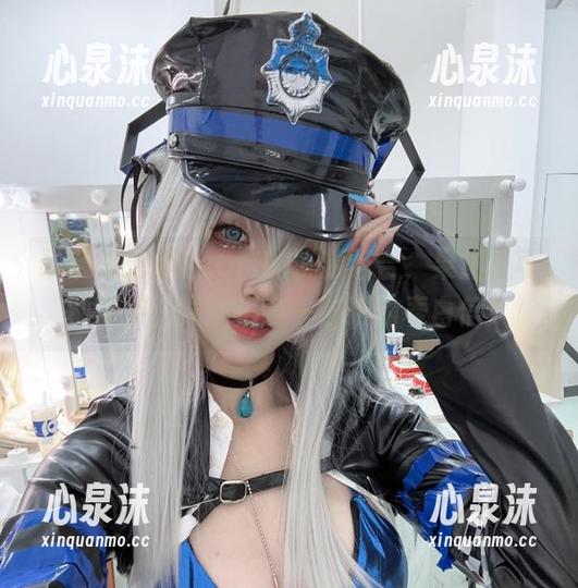 阿薰kaOri 吊带和阿薰kaOri的资源组合,果然是可圈可点,送你们我一封爱的表白信!