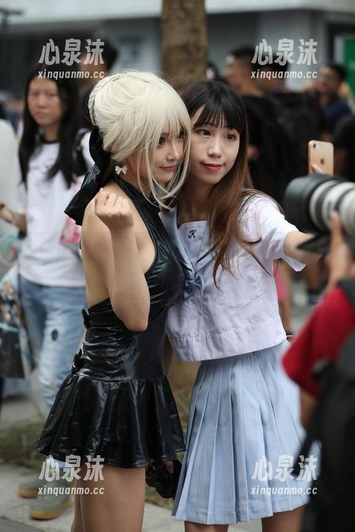 魔镜街拍 - 黑丝+加班=美图超市，婷婷的工作日常新购榜！