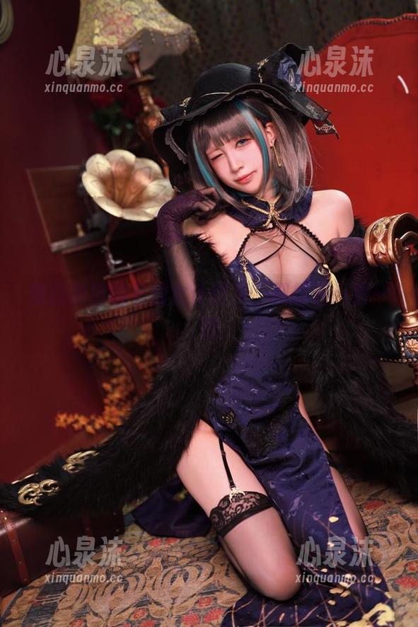 黑白御猫的私房女仆图集，别想着只看一眼